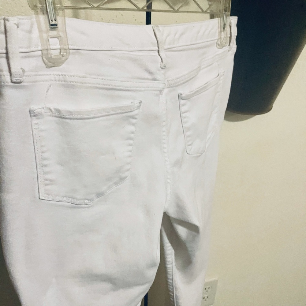 👑White Jean Jeggings Capris Size 14👑